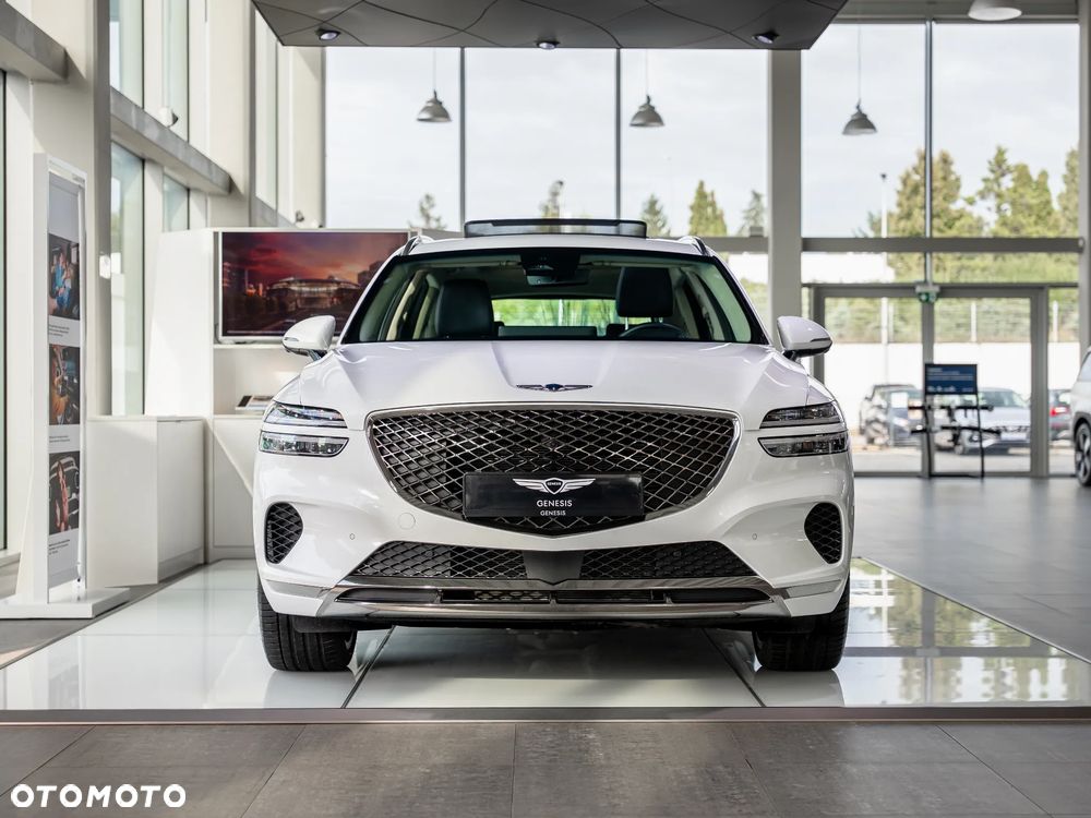 Genesis GV70 2.5T AWD AT8 Luxury Line - 4