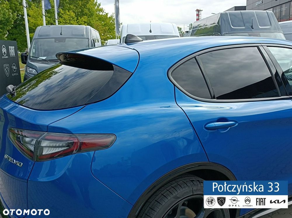 Alfa Romeo Stelvio - 22