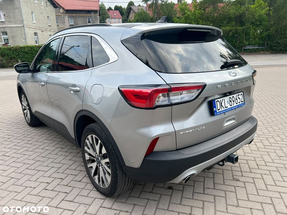 Ford Escape 2.0 EcoBoost AWD Titanium - 4