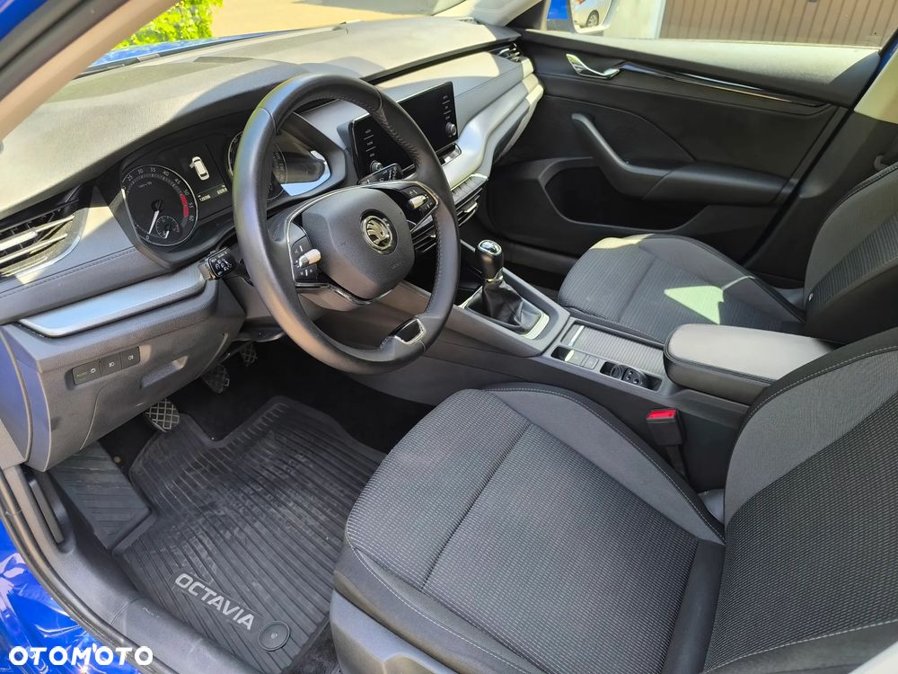Skoda Octavia 2.0 TDI Ambition - 6