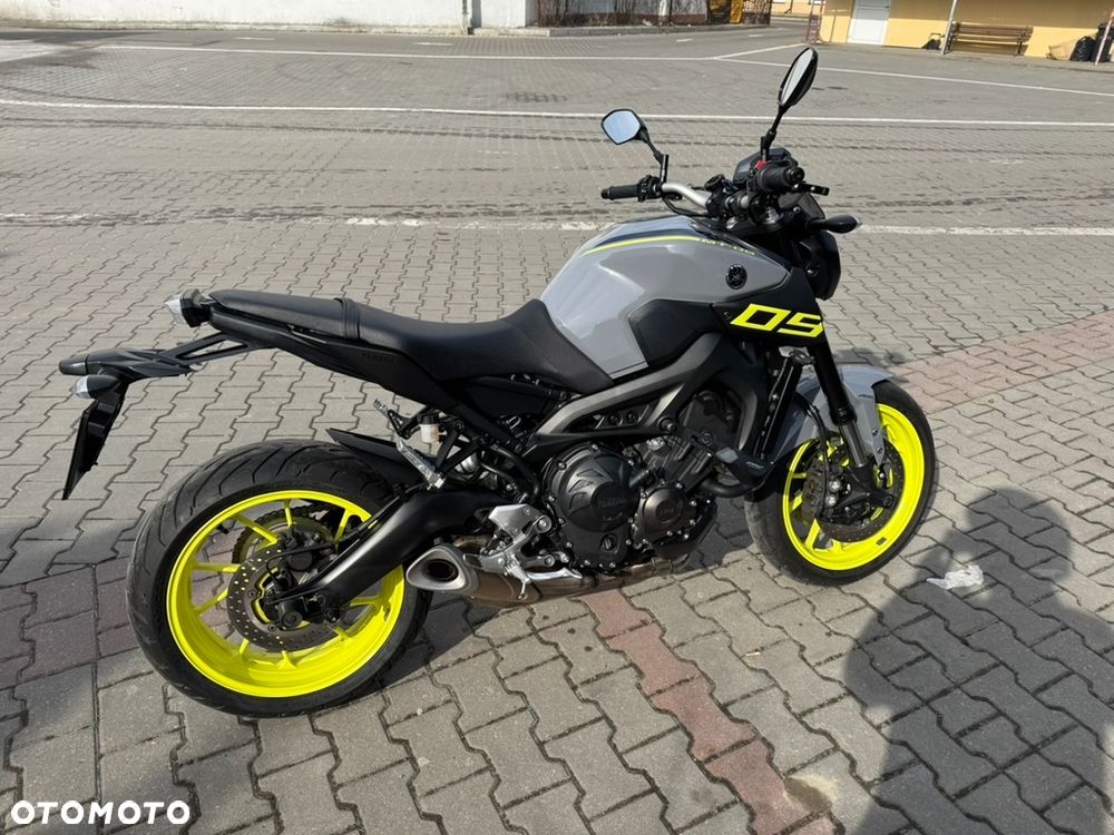 Yamaha MT - 3
