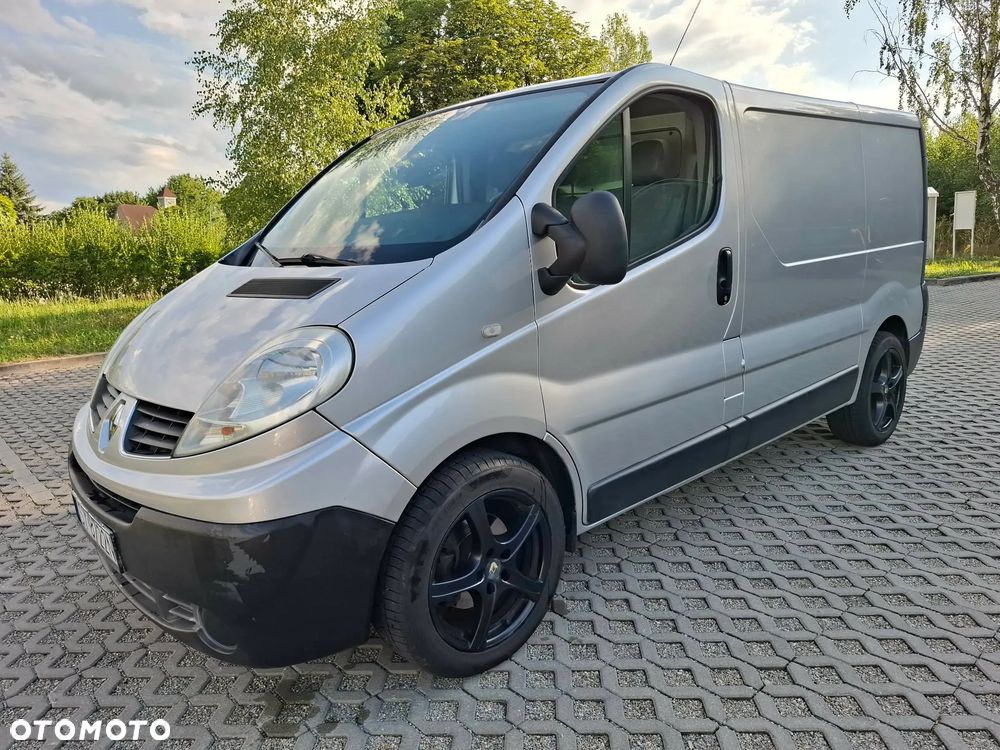 Renault Trafic - 15