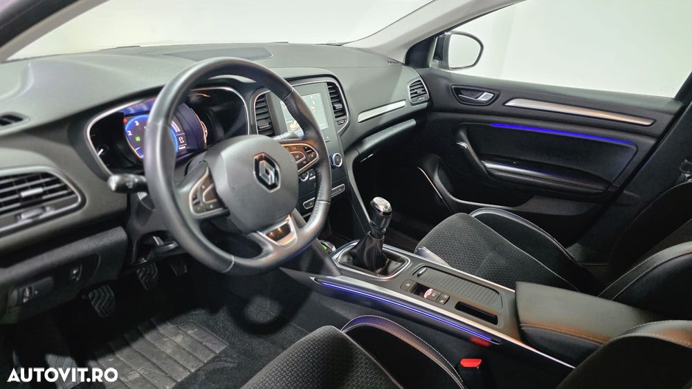 Renault Megane TCe GPF Intens - 4