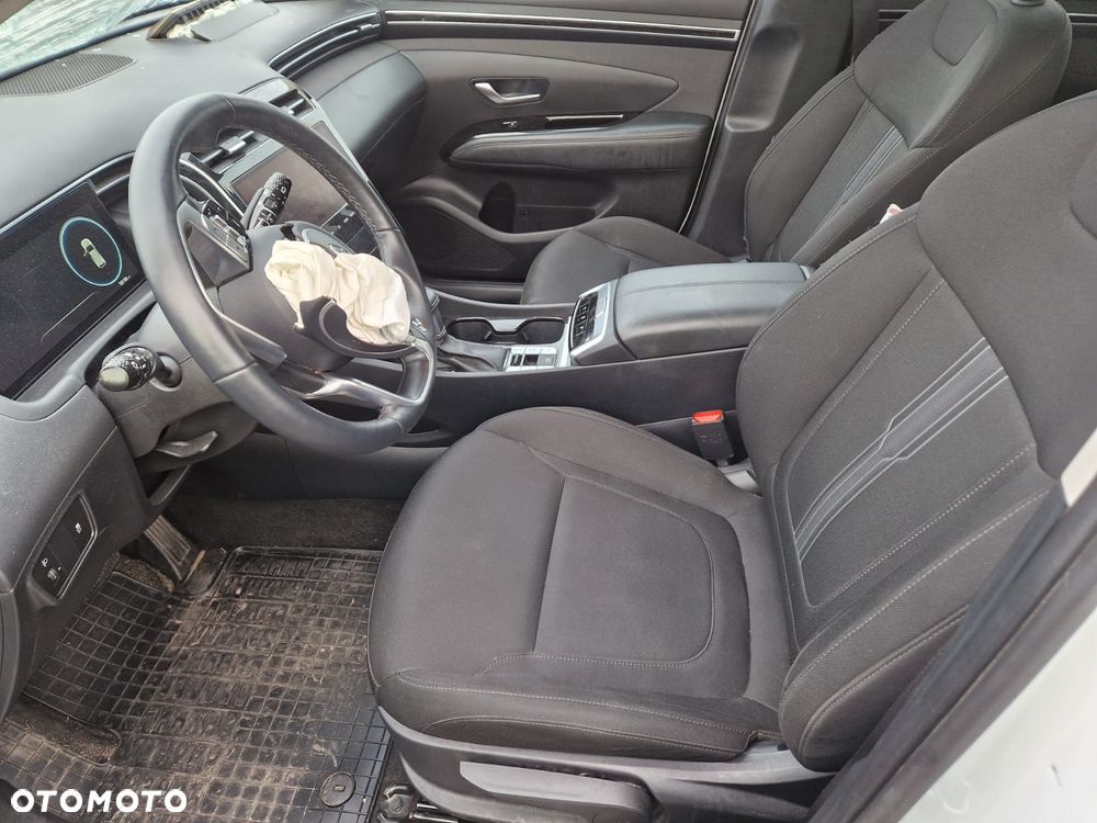 Hyundai Tucson ver-1-6-t--gdi-48v-smart-2wd-dct - 18