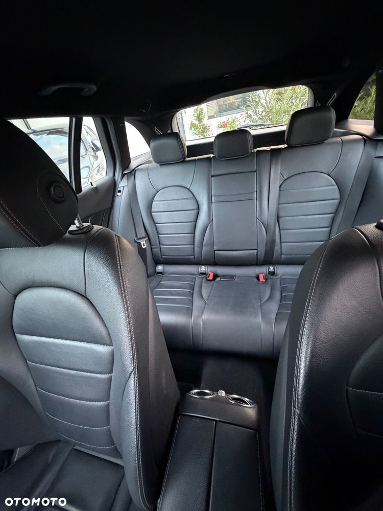 Mercedes-Benz Klasa C 350 e - 20
