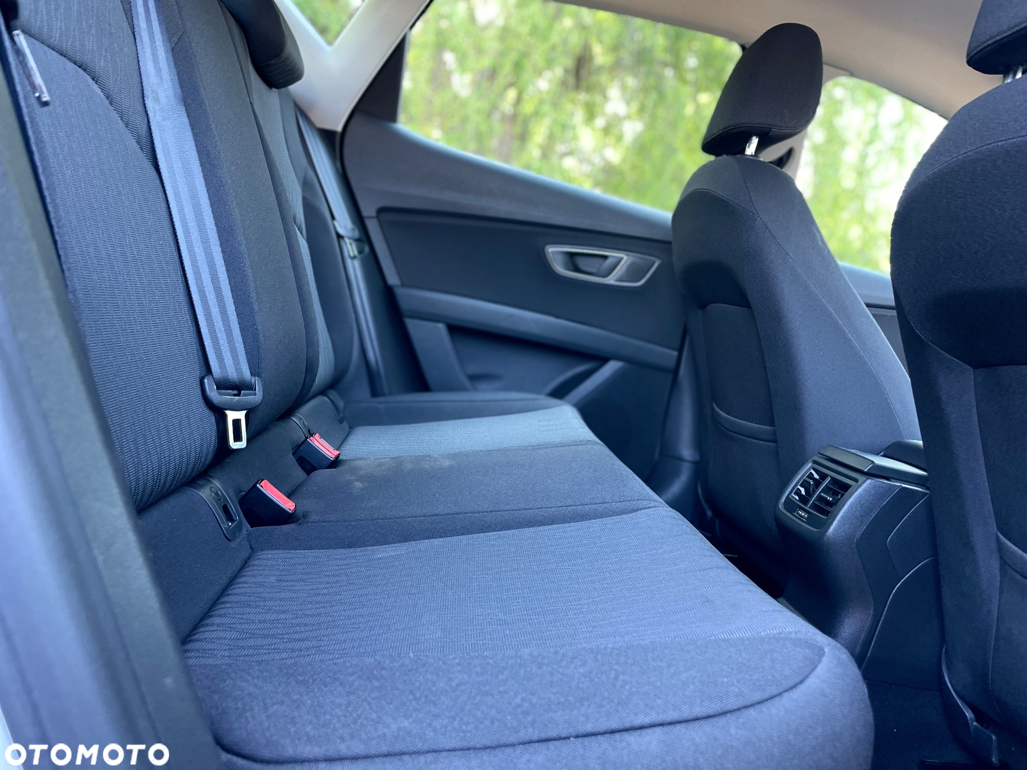 Seat Leon ST 1.6 TDI CONNECT - 30