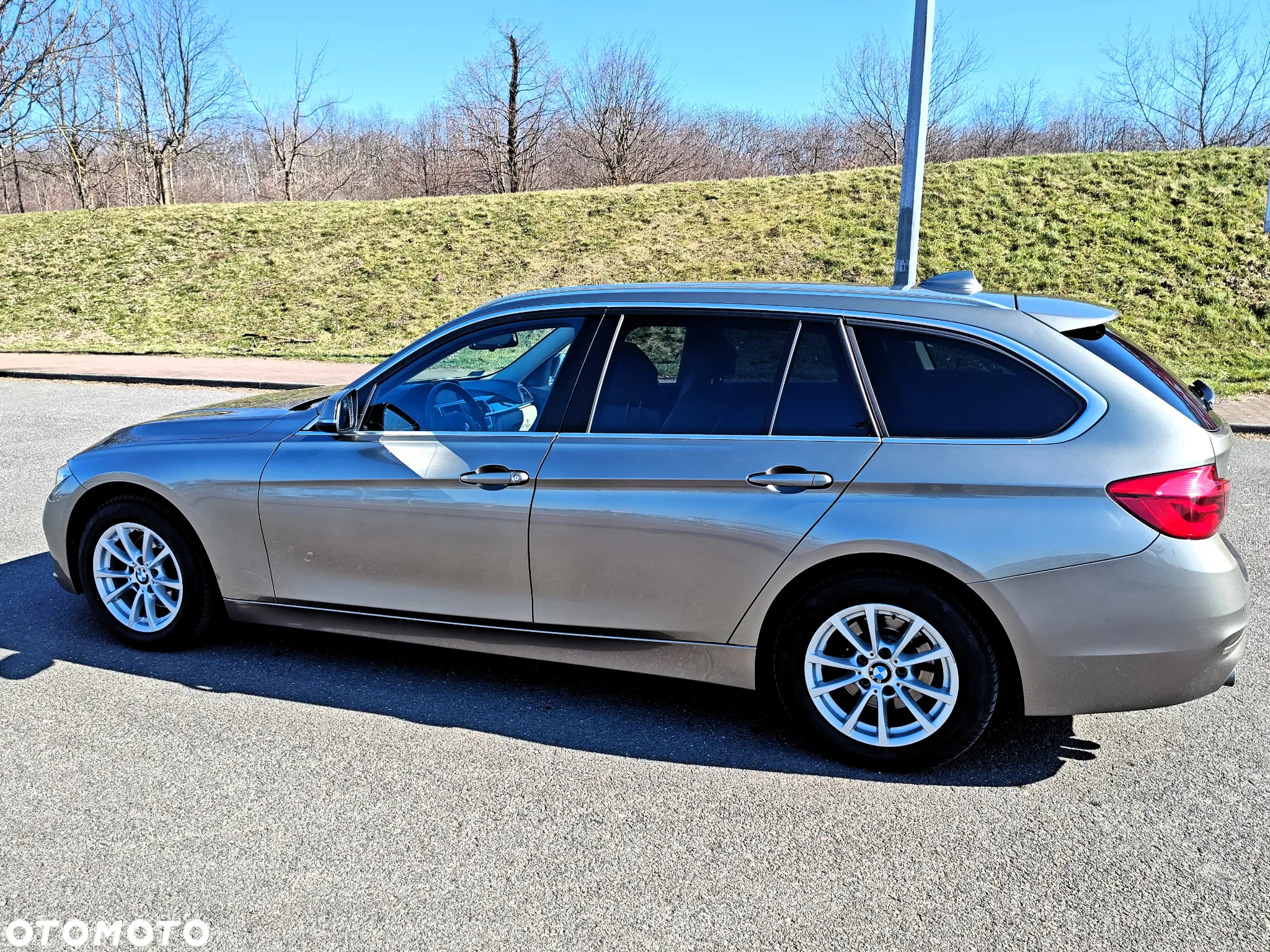 BMW Seria 3 320d xDrive Advantage - 12
