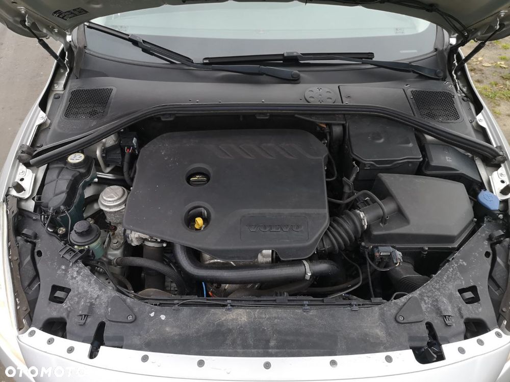 Volvo S60 DRIVe Momentum - 14