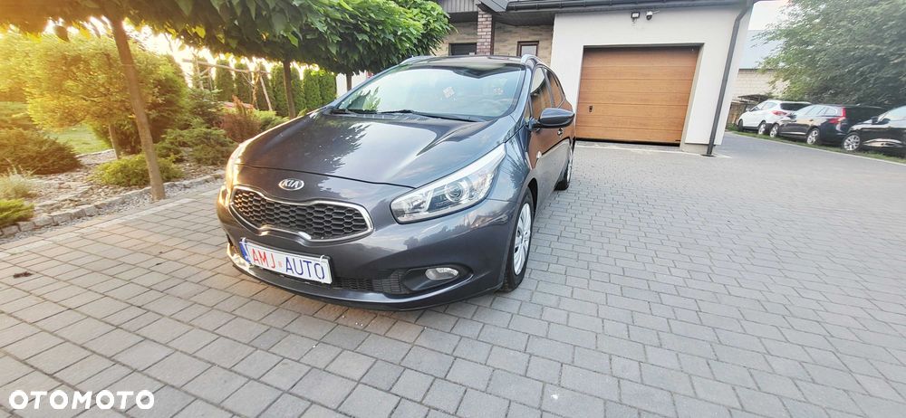 Kia Ceed - 5