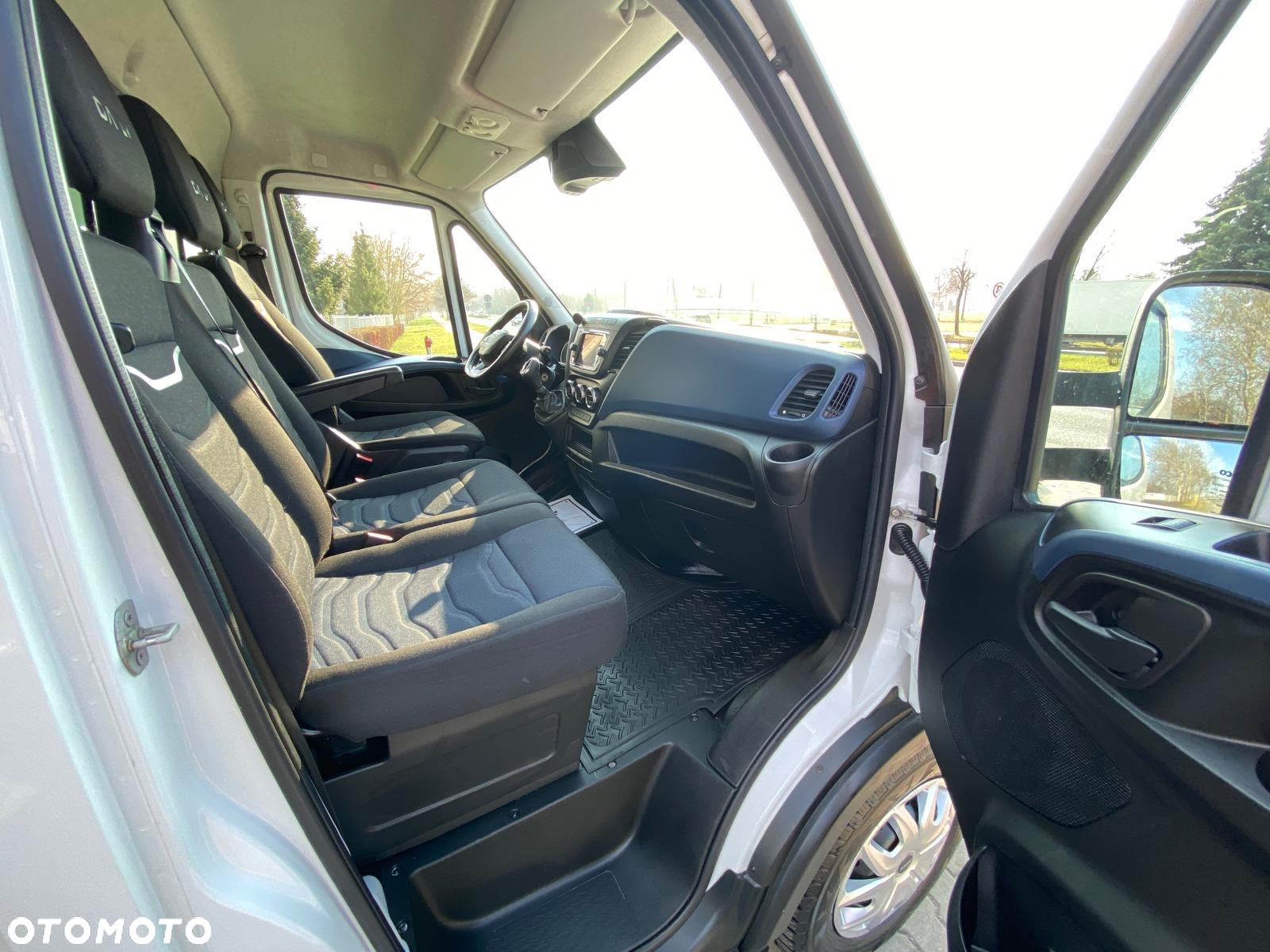 Iveco DAILY 35-160 HI-MATIC KONTENER WINDA WYSOKOŚĆ KONTENERA 2,5 M - 32