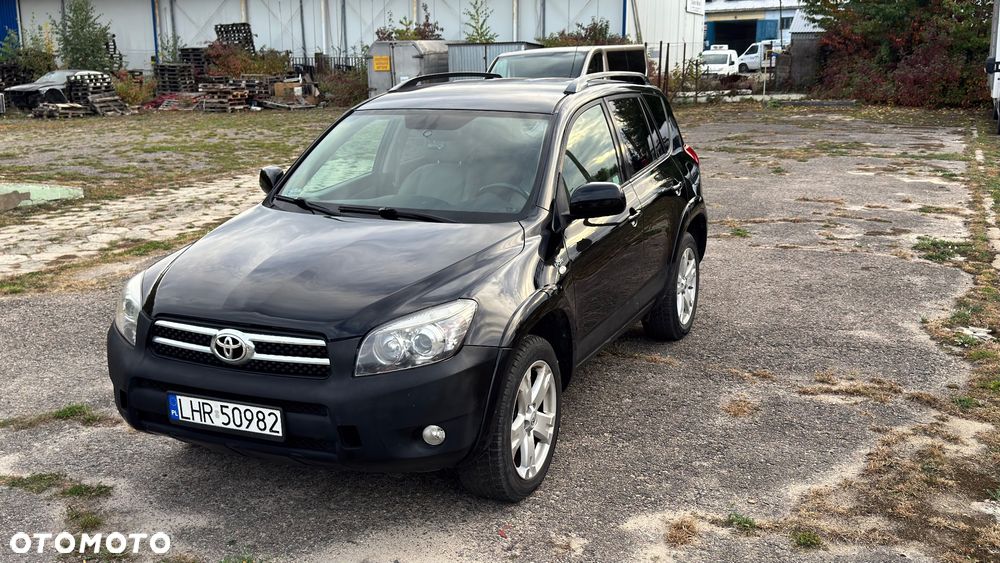 Toyota RAV4 - 9