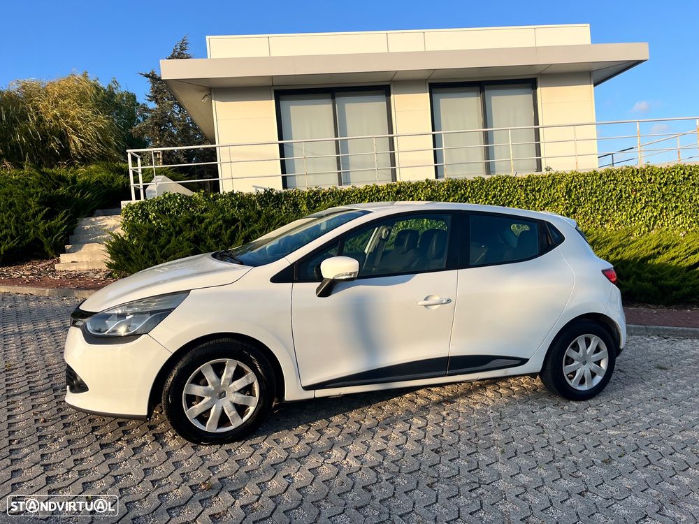 Renault Clio - 1