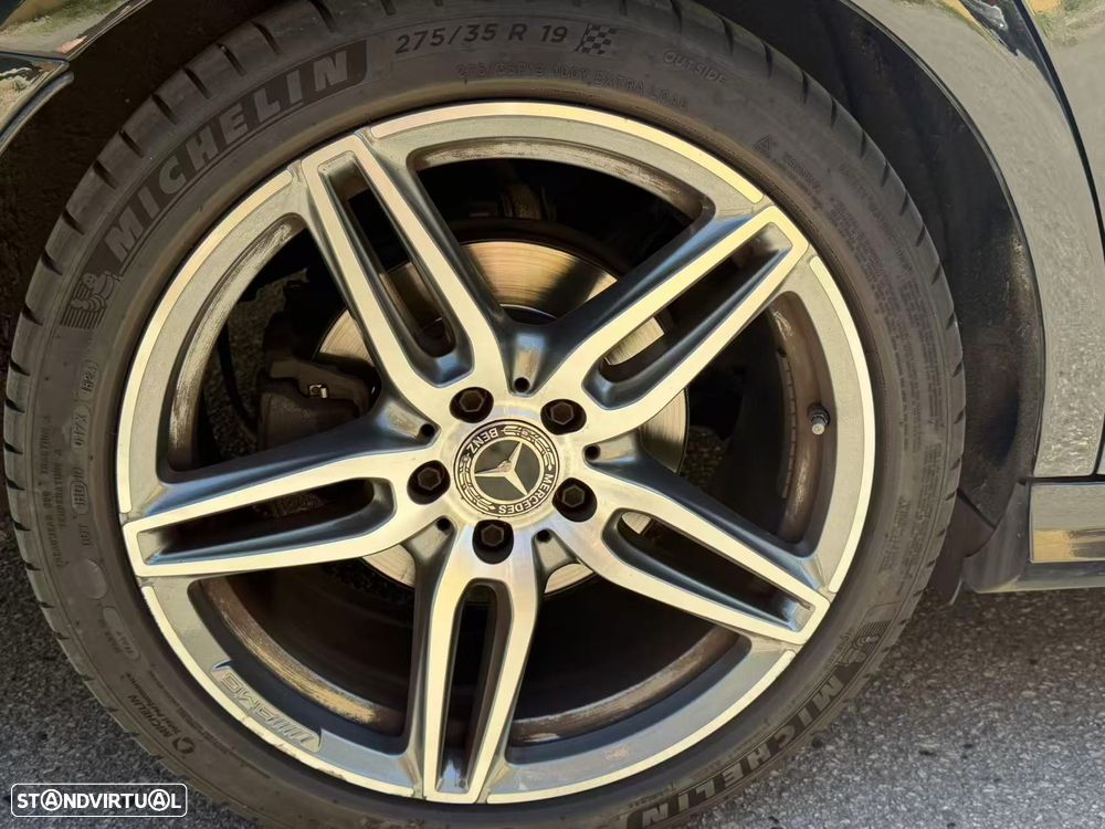 Mercedes-Benz E 220 d 4Matic 9G-TRONIC AMG Line - 8
