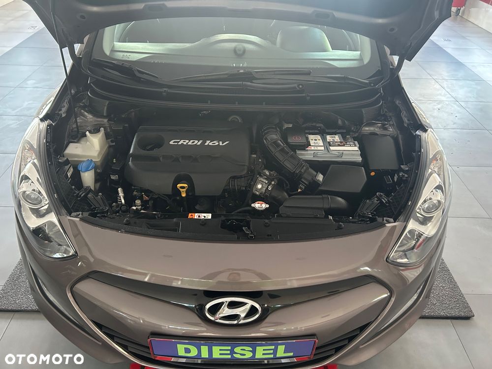 Hyundai i30 1.6 CRDi BlueDrive Classic - 13
