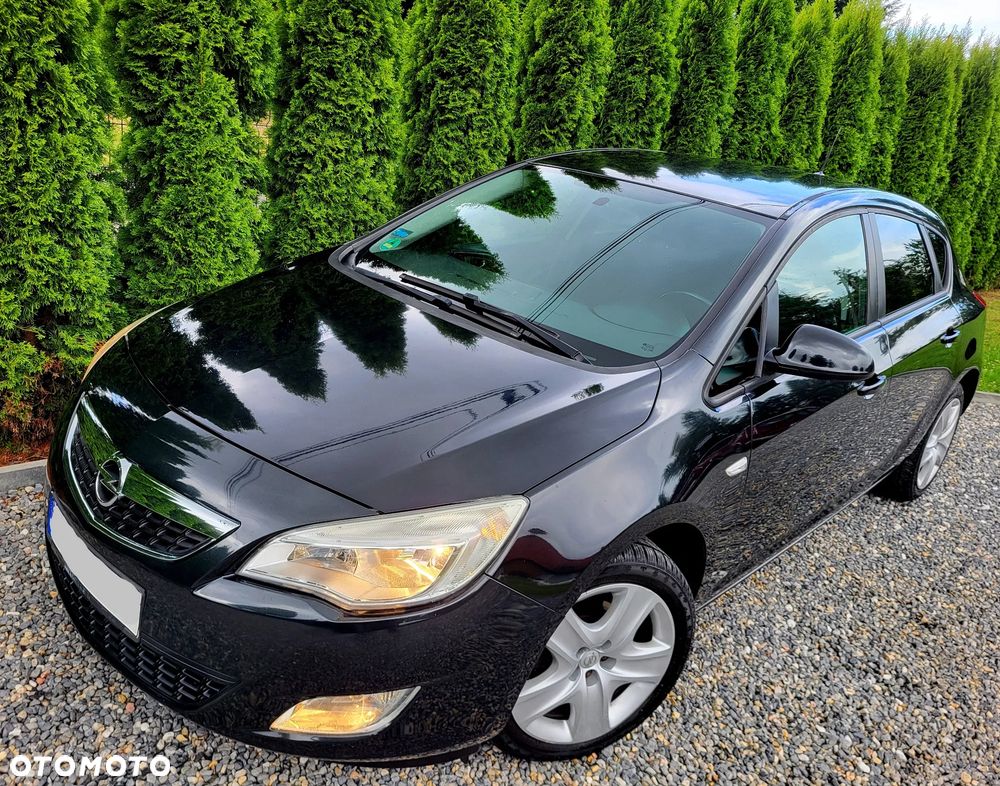 Opel Astra 1.4 T Cosmo - 1