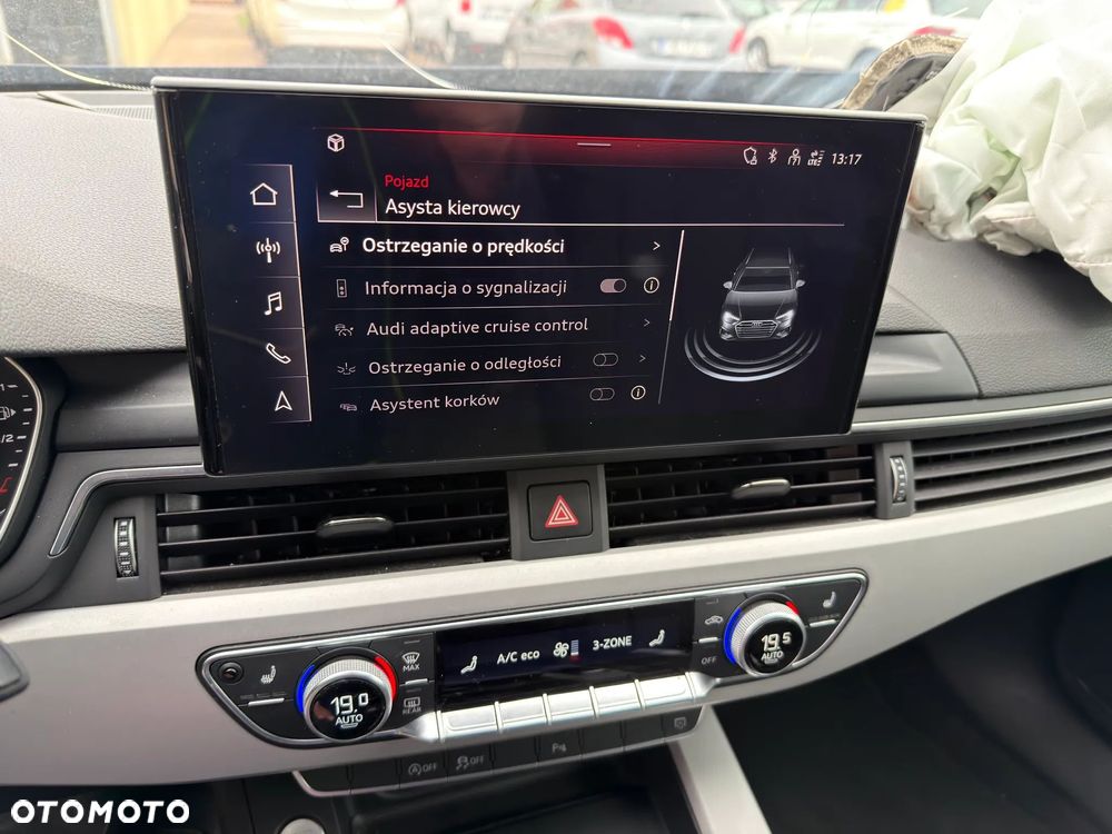 Audi A4 Avant 35 TDI S tronic - 25