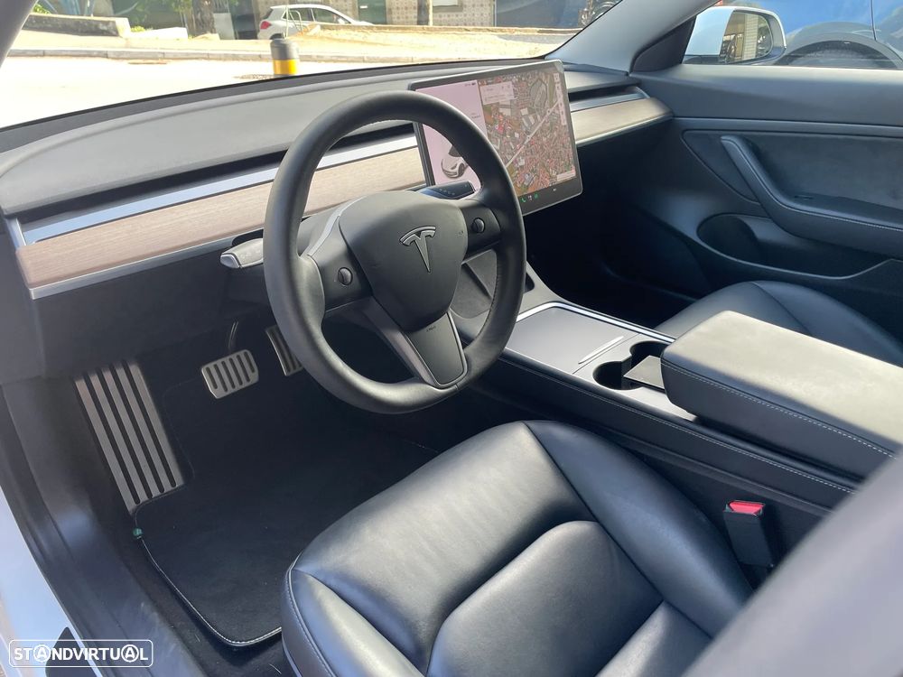 Tesla Model 3 Standard RWD - 17