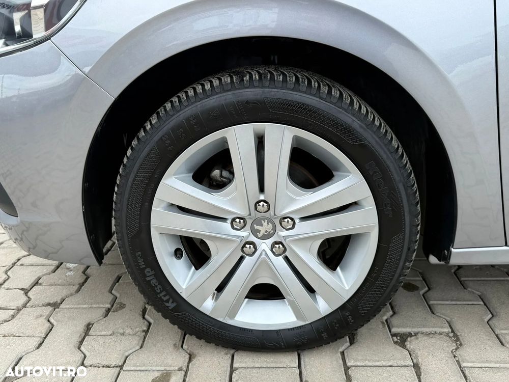 Peugeot 301 1.5 BlueHDI FAP Allure - 10