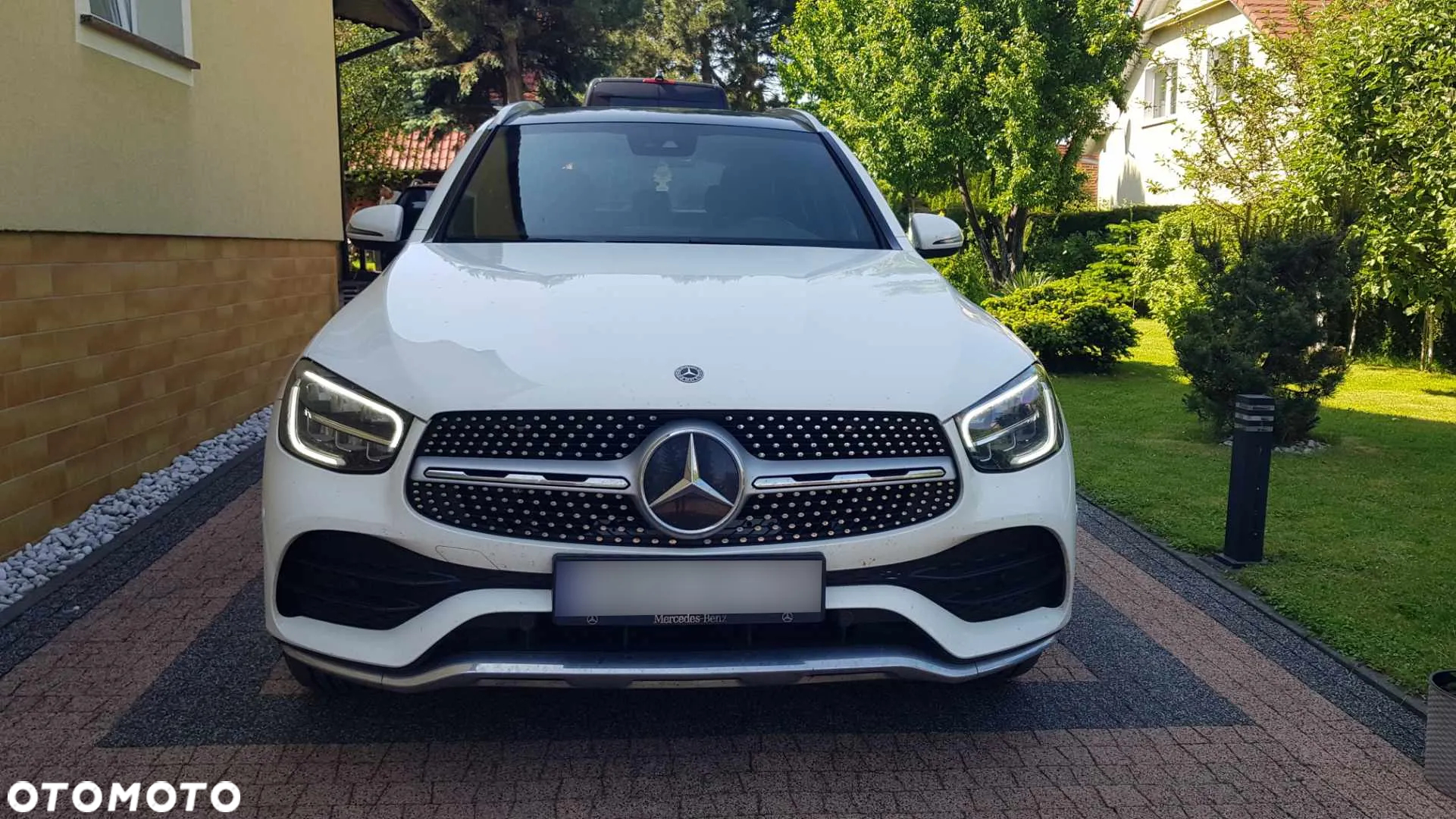 Mercedes-Benz GLC 220 d 4Matic 9G-TRONIC AMG Line Plus - 3