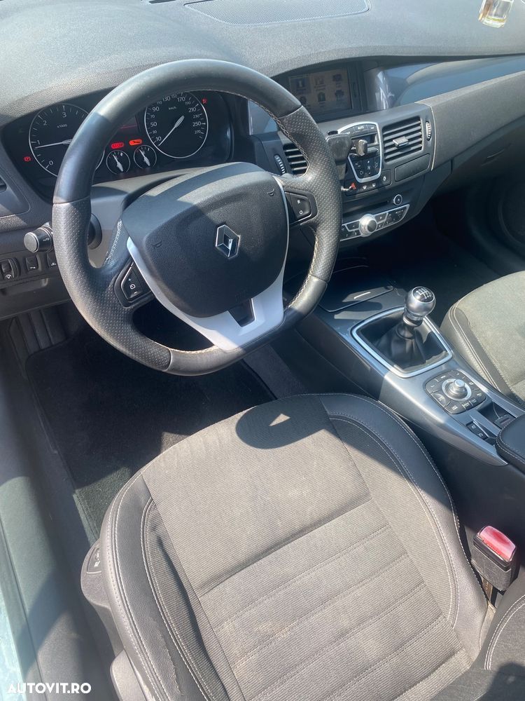 Renault Laguna - 6