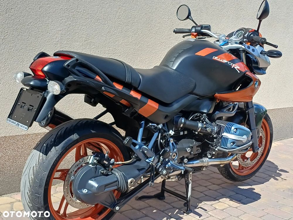 BMW R - 16