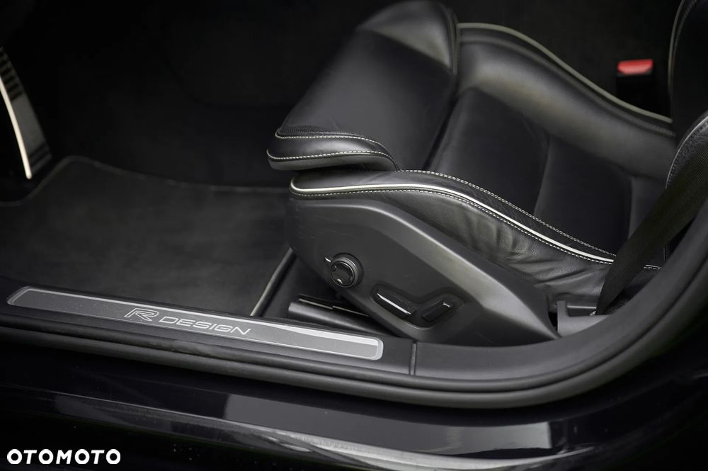 Volvo V90 T4 R-Design - 31