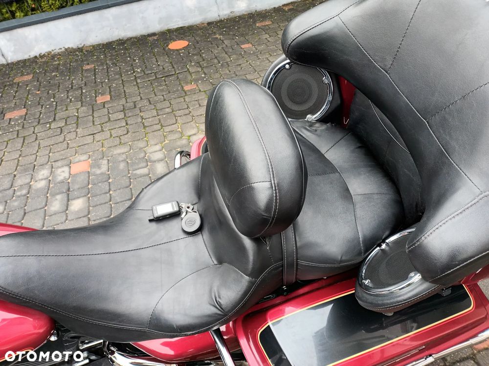 Harley-Davidson FLHTCU Ultra - 11