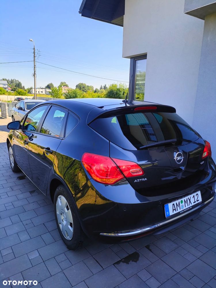 Opel Astra 1.7 CDTI DPF ENERGY - 5