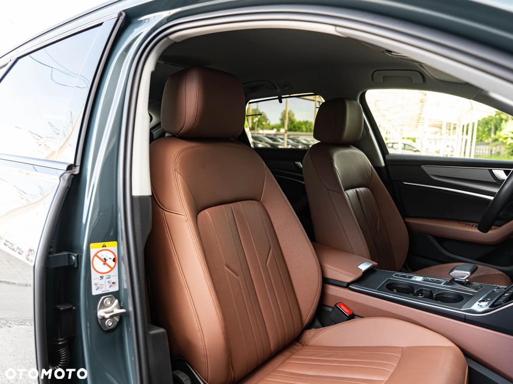Audi A6 Avant 40 TDI quattro S tronic S line - 25