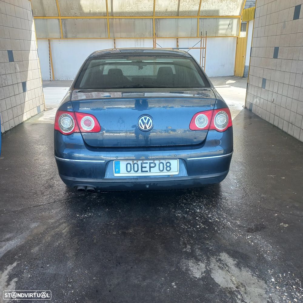 VW Passat 2.0 TDI Highline - 6