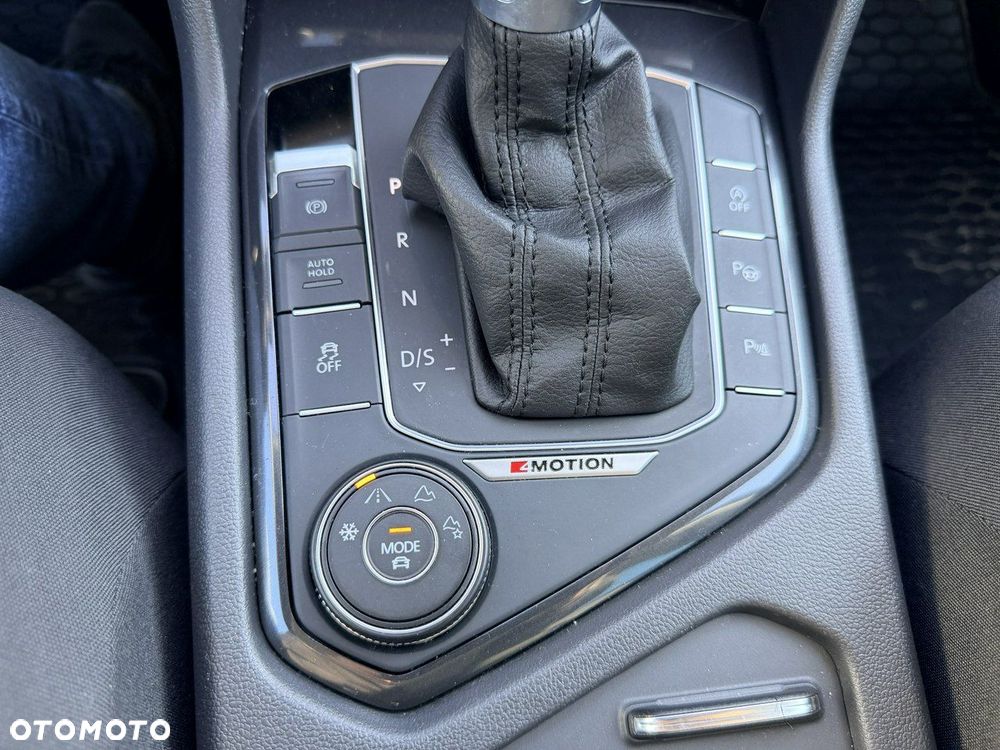 Volkswagen Tiguan - 28