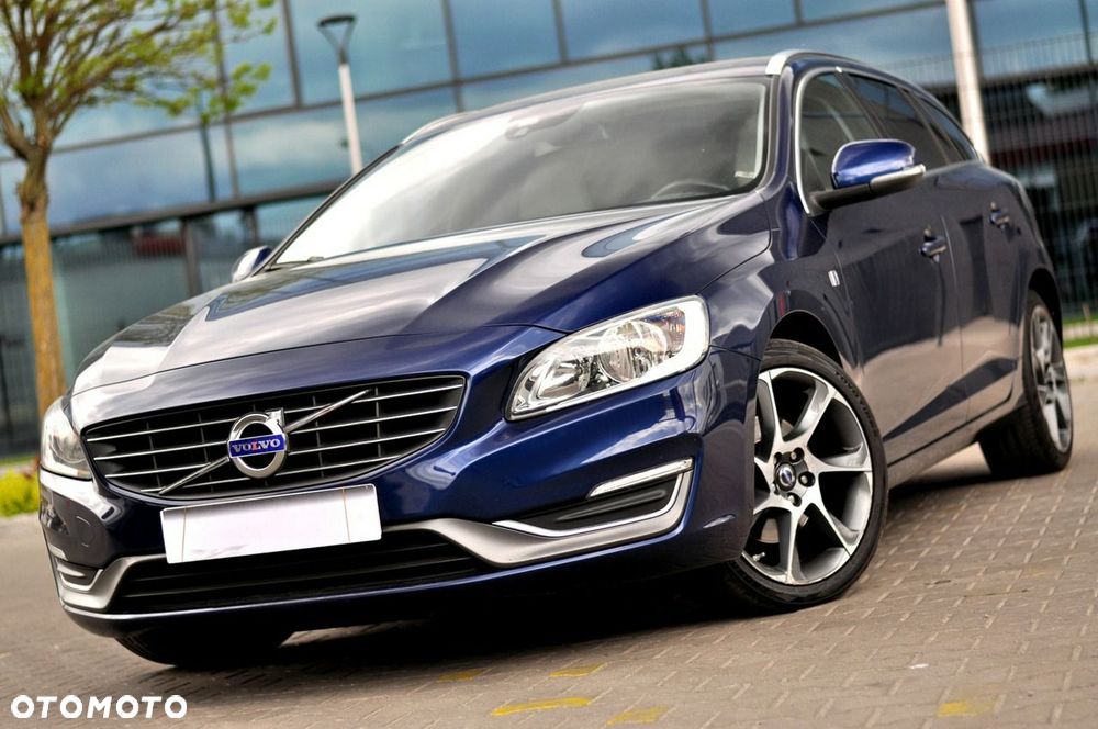 Volvo V60 D4 Ocean Race - 1