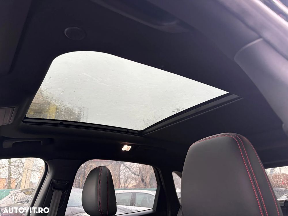 Ford Kuga 2.5 Duratec PHEV ST-LINE - 34