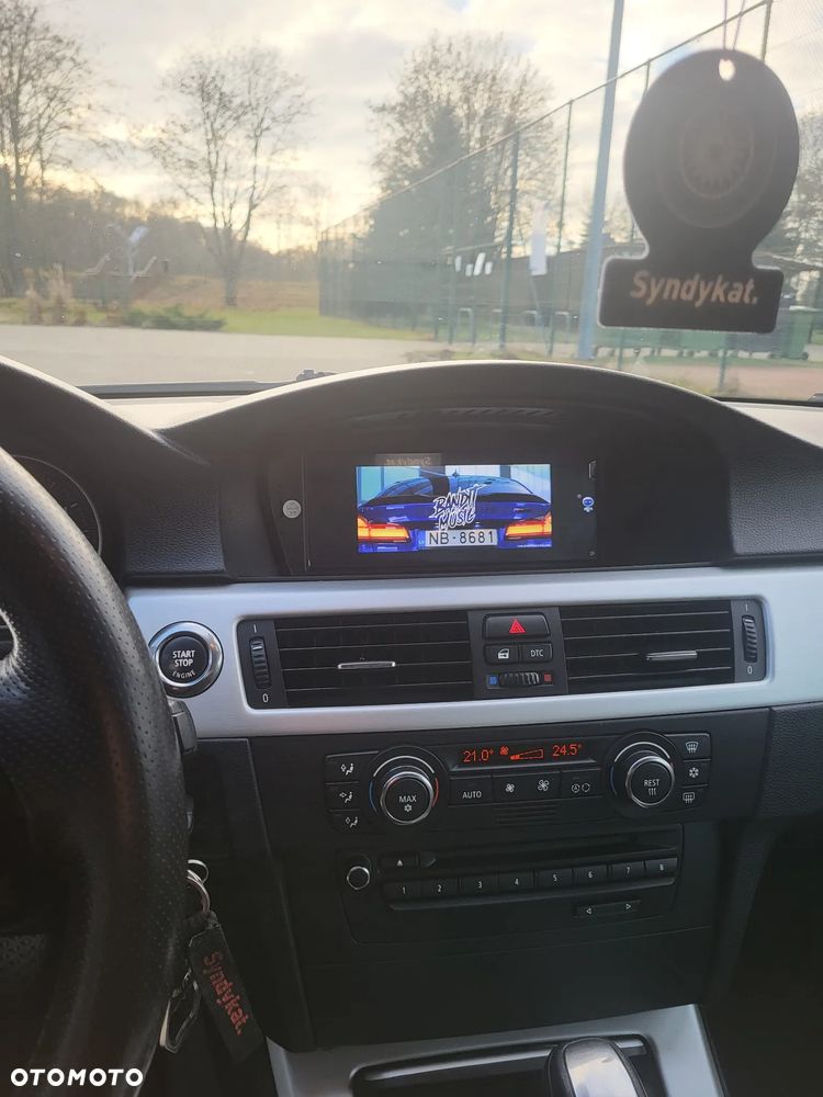 BMW Seria 3 325d - 6