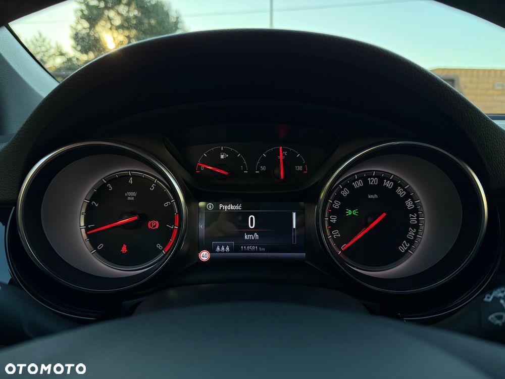 Opel Astra 1.4 Turbo Dynamic - 17