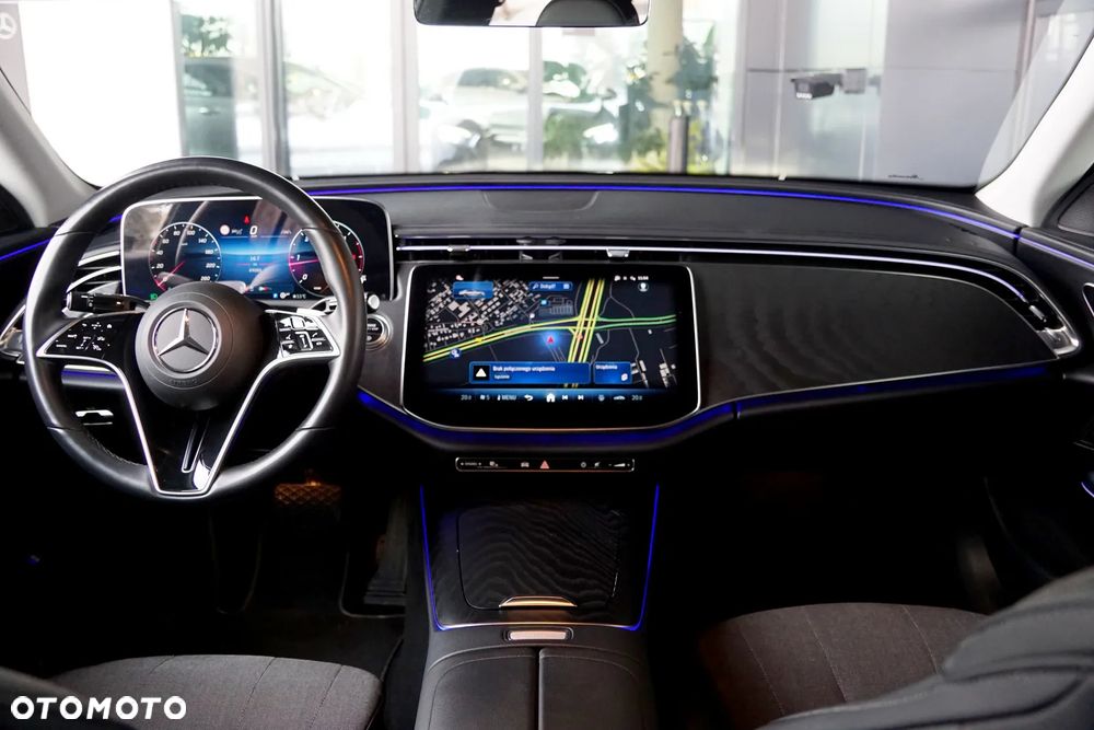 Mercedes-Benz Klasa E 220 d 9G-TRONIC Edition AVANTGARDE - 26
