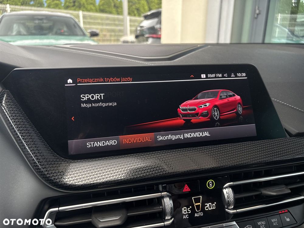 BMW Seria 2 220i - 20
