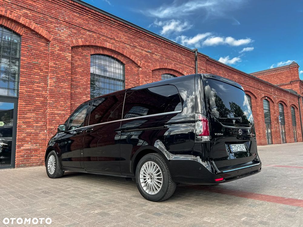 Mercedes-Benz Klasa V 300 d Extralang 4Matic 9G-TRONIC Avantgarde - 13
