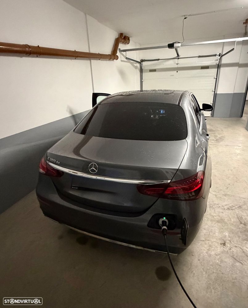 Mercedes-Benz E 300 de AMG Line - 9