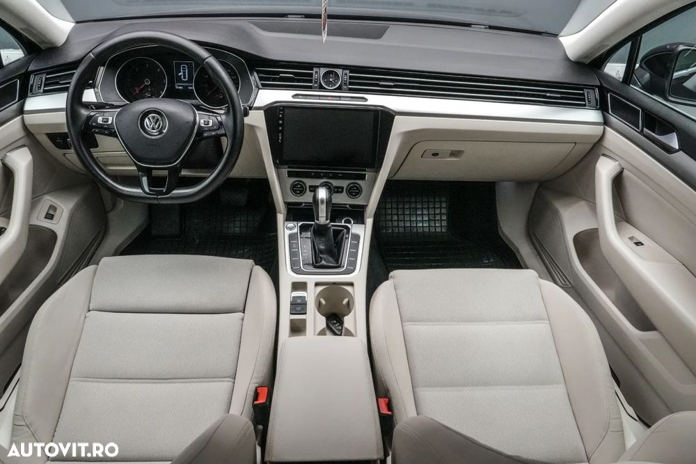 Volkswagen Passat 2.0 TDI DSG Highline - 7