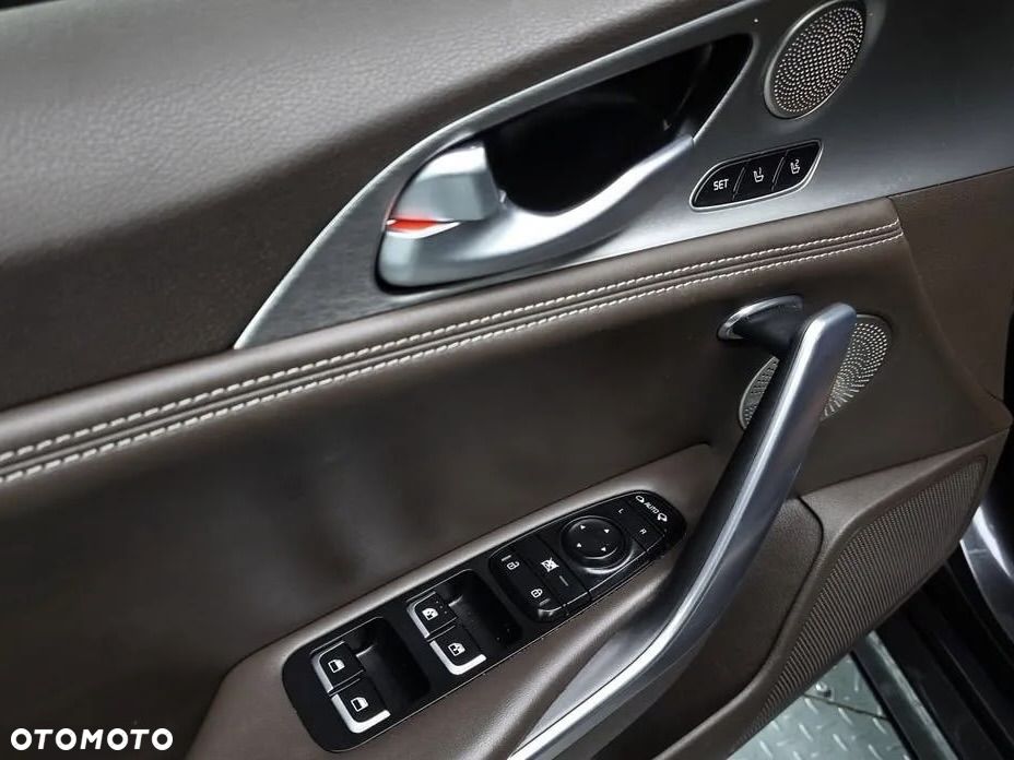 Kia Stinger 3.3 T-GDI V6 GT AWD - 8