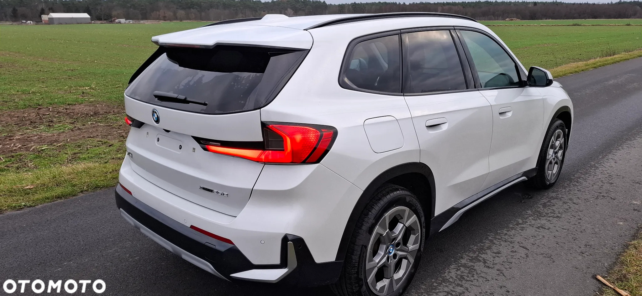 TYŁ KOMPLETNY LAMPY KLAPA ZDERZAK BMW X1 U11 A96 MINERALWEISS BIAŁĄ PERŁA - 3