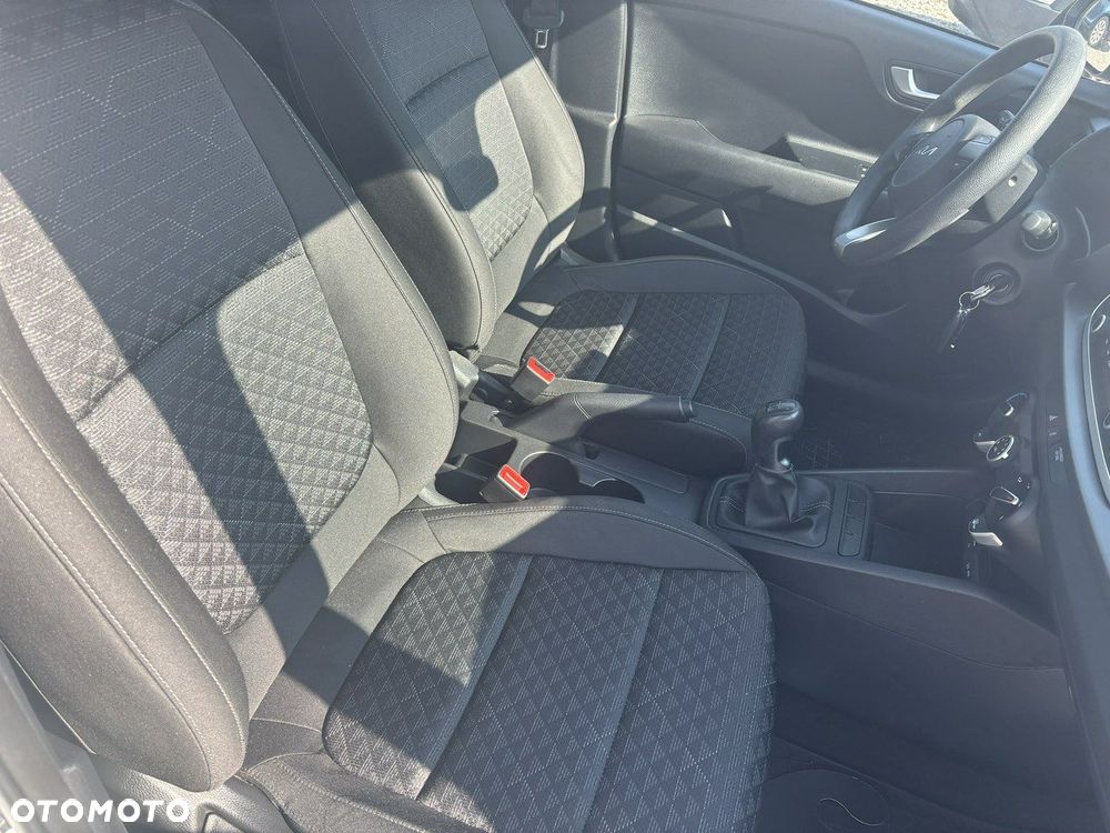 Kia Rio - 36