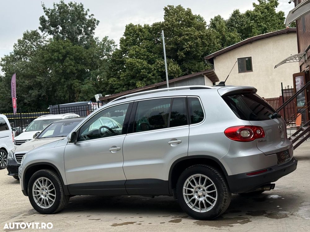 Volkswagen Tiguan - 38