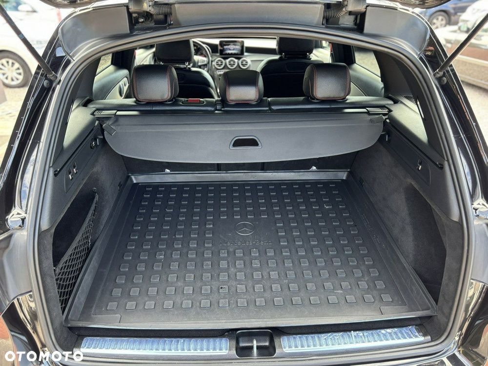 Mercedes-Benz GLC - 25