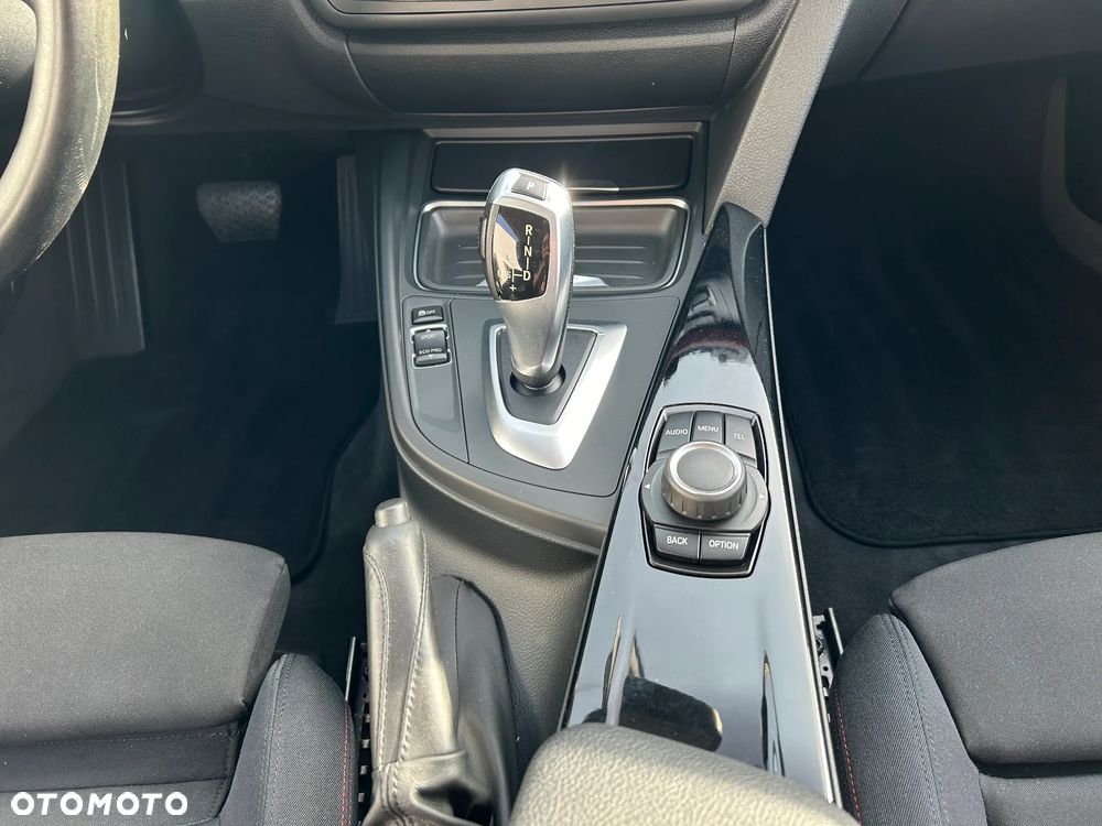 BMW Seria 3 - 25