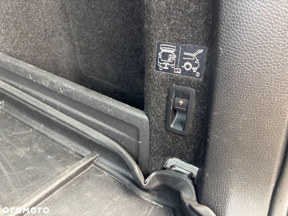 Volkswagen Passat Alltrack - 13