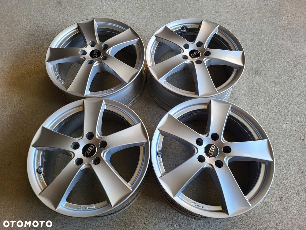 [944] Felgi aluminiowe 17 cali AUDI A3 A4 A6 7JX17H2 5X112 ET47 - 2