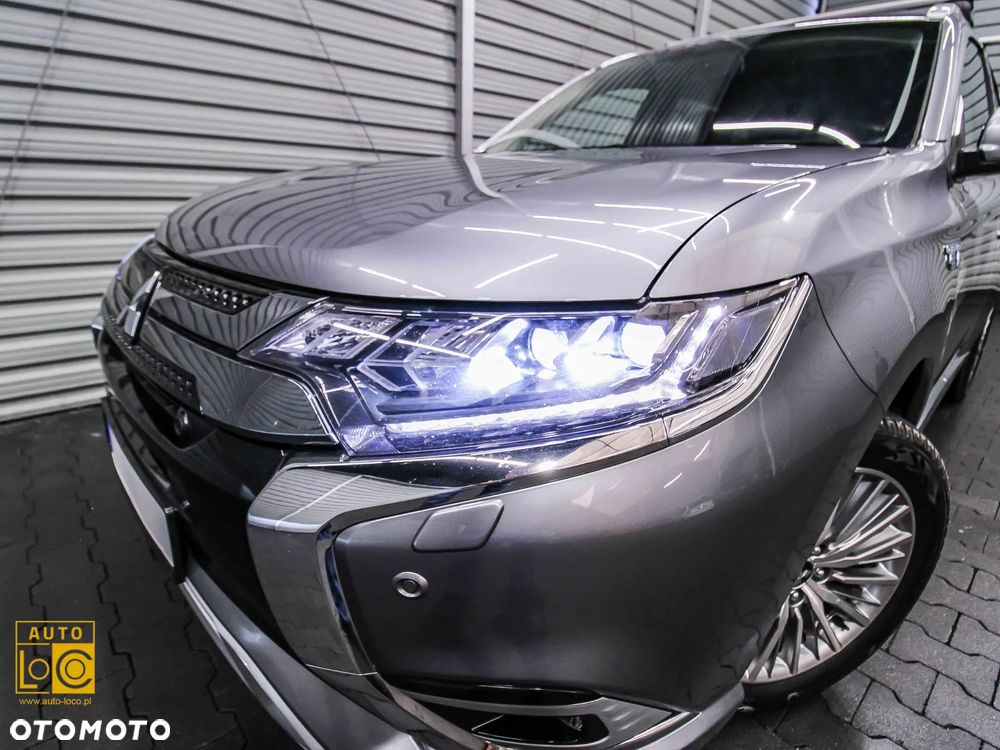 Mitsubishi Outlander Instyle - 35
