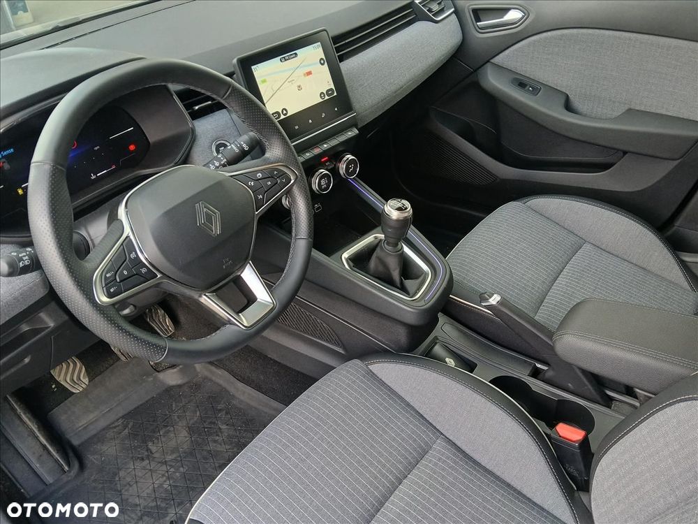 Renault Clio - 7